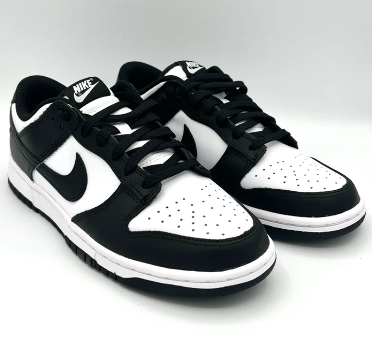 NIKE DUNK LOW RETRO PANDA