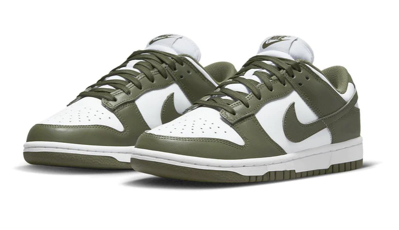 NIKE DUNK OLIVE